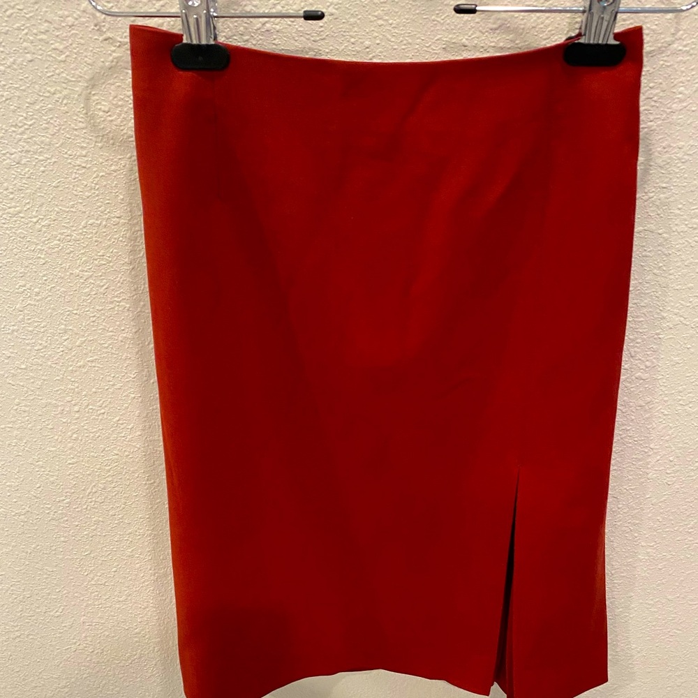 LOFT dark red pencil skirt w/ fun front side slit.  Excellent condition!